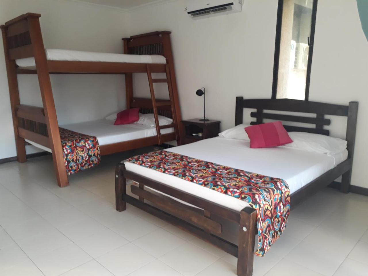 Guest house Isla Fuerte *